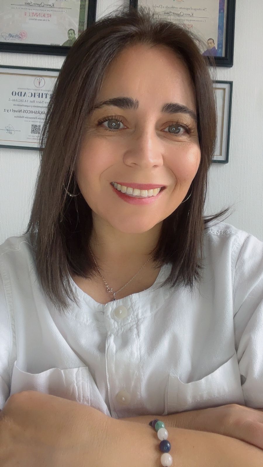 Karen - Instructora del Diplomado de Radiestesia
